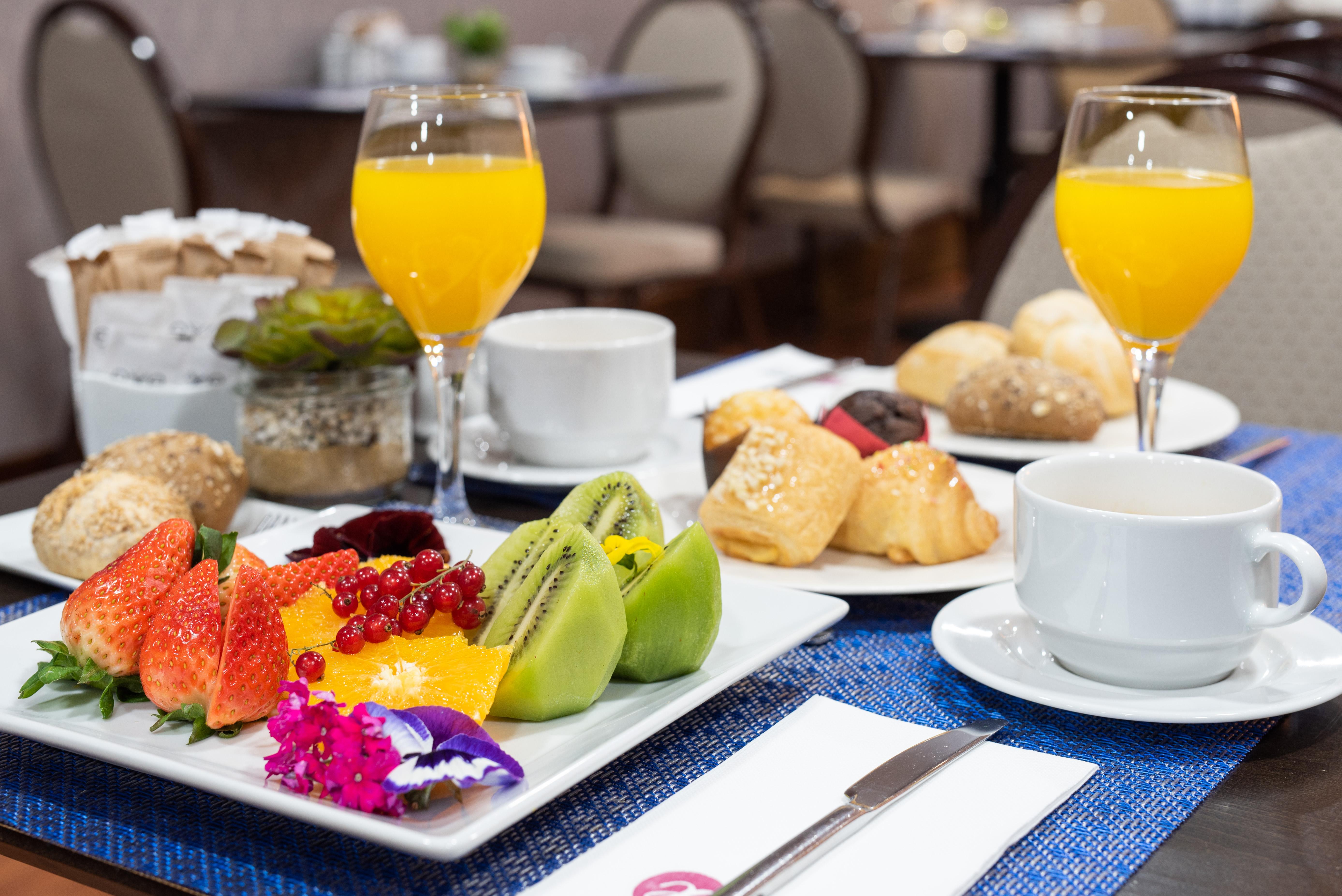 Exe Agora Caceres Hotel Ngoại thất bức ảnh