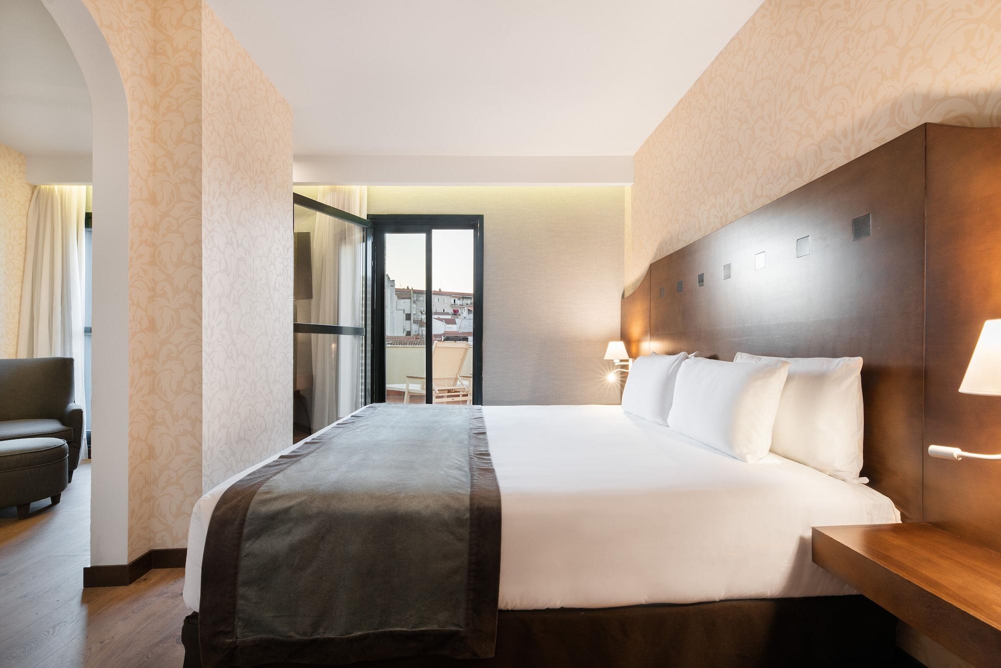 Exe Agora Caceres Hotel Ngoại thất bức ảnh