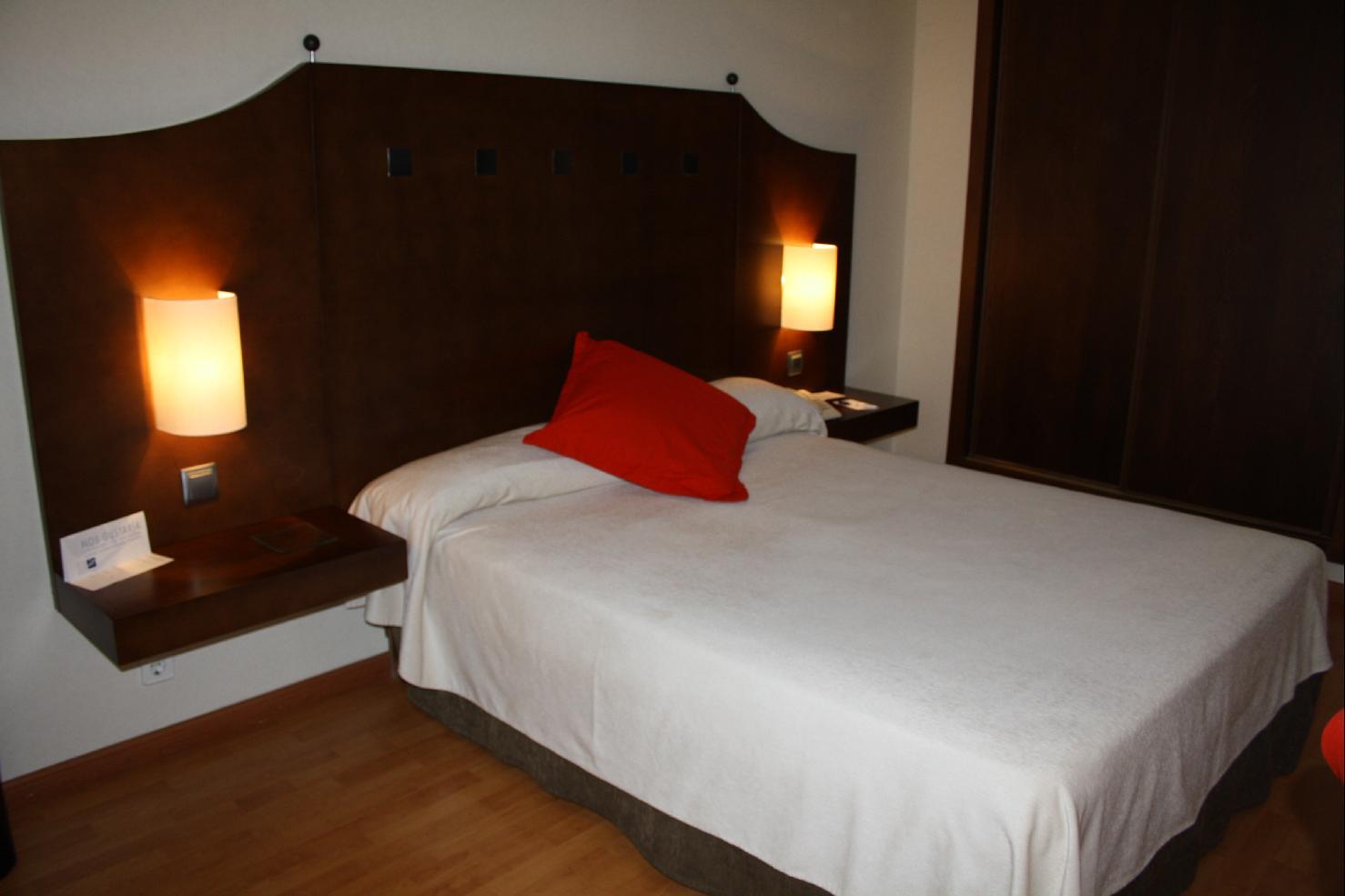 Exe Agora Caceres Hotel Ngoại thất bức ảnh